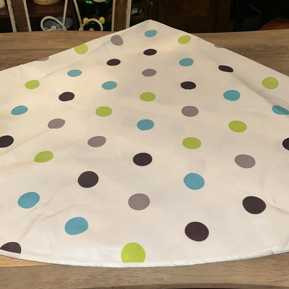 🔥🔥Round table cloth style polka dot 💕